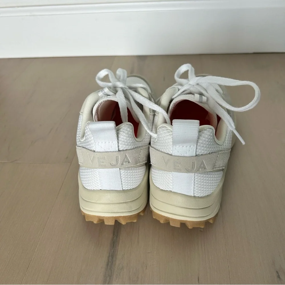 Veja Venturi II Women's Sneakers, Size 5, fits like a 6! Runs big. NWOT - Picture 5 of 15